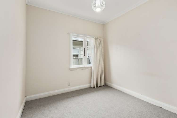 37 Glamis Avenue Strathmore Park_16