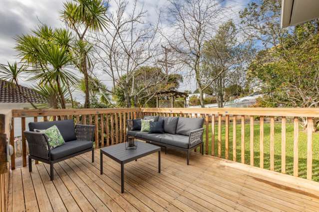 26 Highland Avenue Titirangi_2