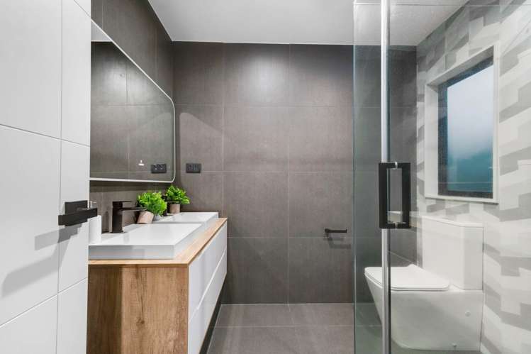 6 Arataki Views Way Glen Eden_22