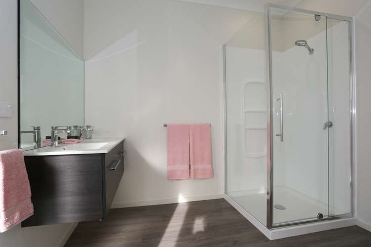 44 Arbuckle Road Frimley_10