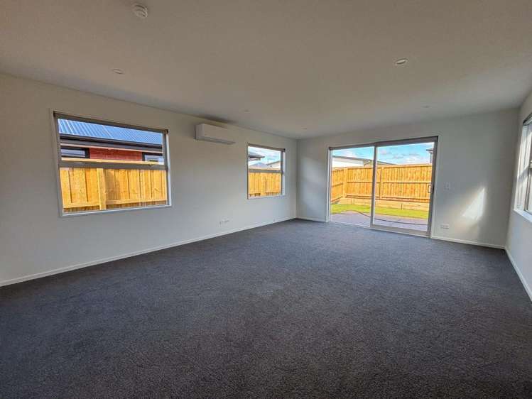 28 Estival Drive 11103_2