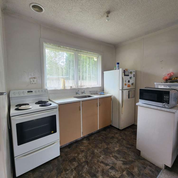 32 Walnut Place Tokoroa_8