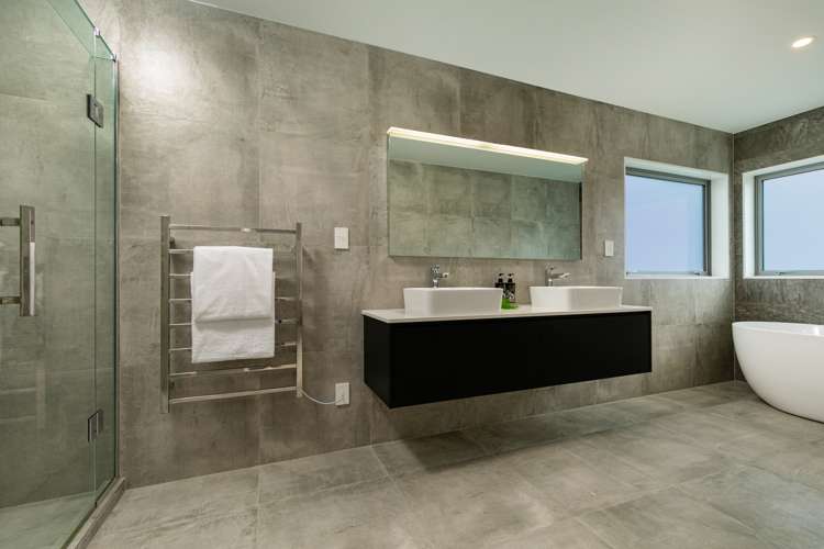 144 East Coast Road Forrest Hill_14