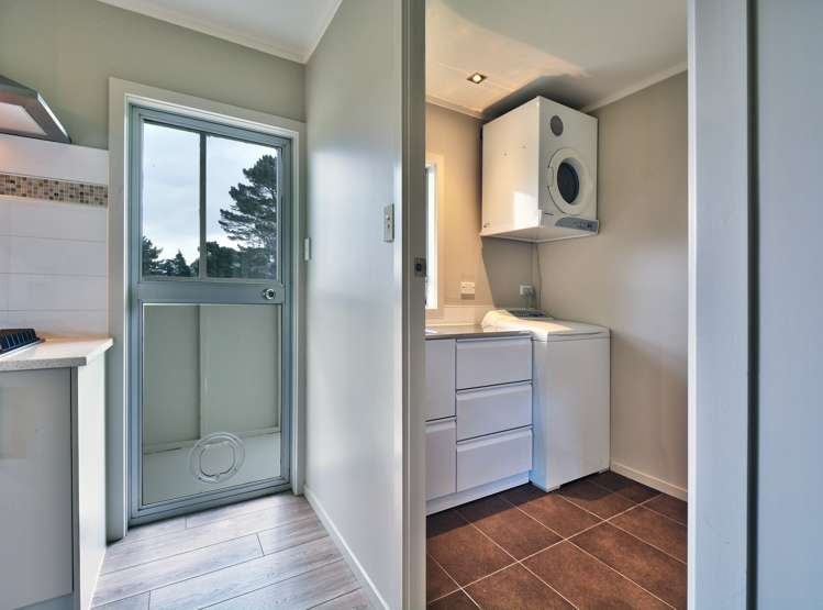 2b Northfield Road Waitakere_12