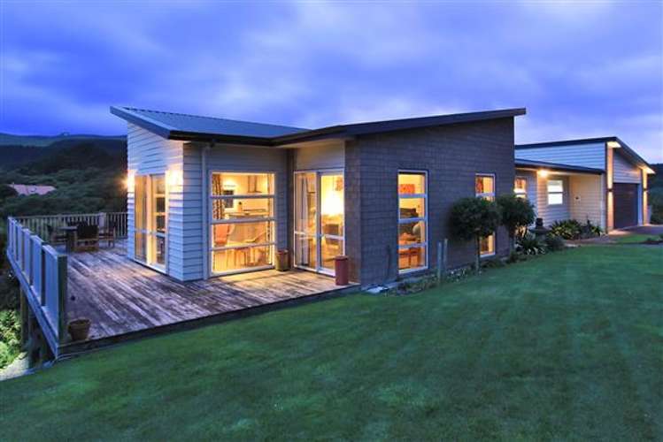 19 Gray Street Pukerua Bay_2