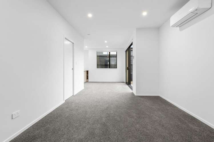 2/1 Fuchsia Avenue 1136_5