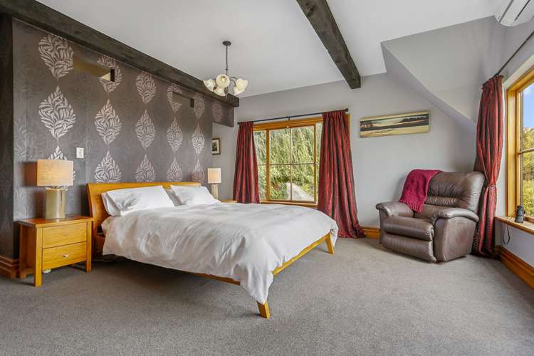 9 Chatham Avenue Paremoremo_10