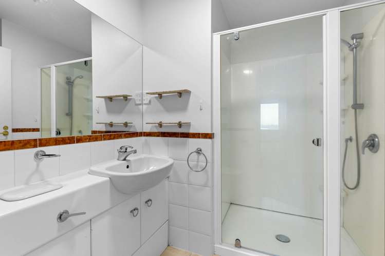 7F/14 Waterloo Quadrant City Centre_12