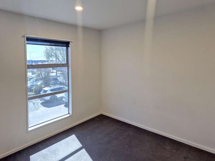 2/173 Waltham Road Waltham_8