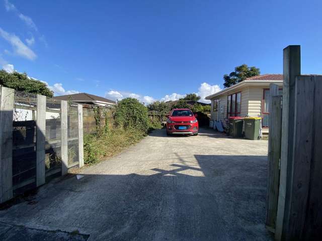 Cosy home with two bedrooms in Bucklands Beach