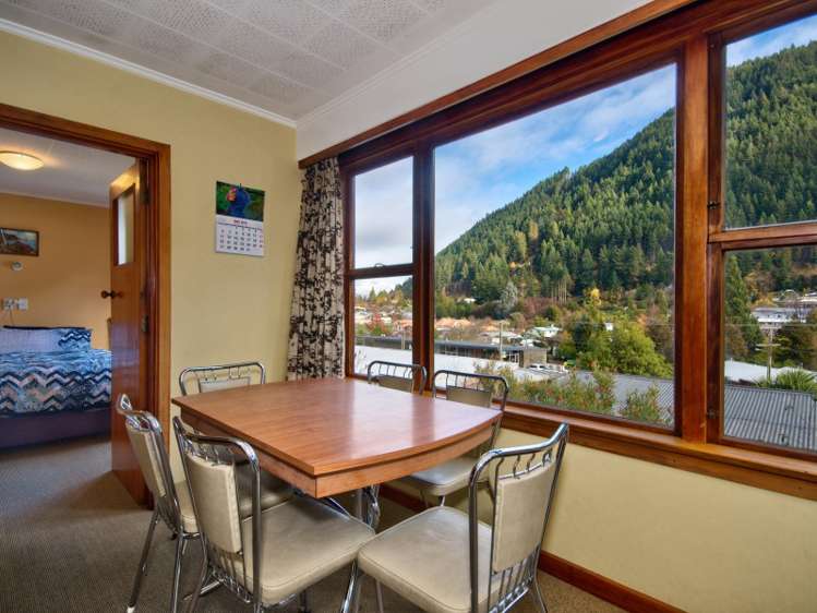 118 Hallenstein Street Queenstown_18