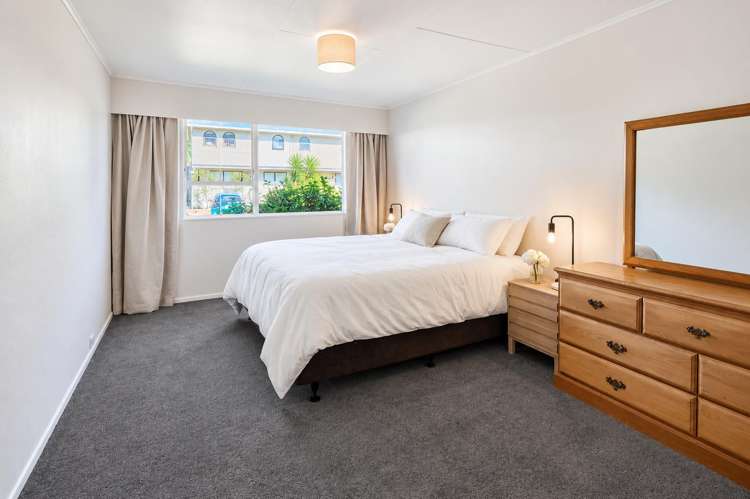 19 Yarrow Place Papakowhai_7