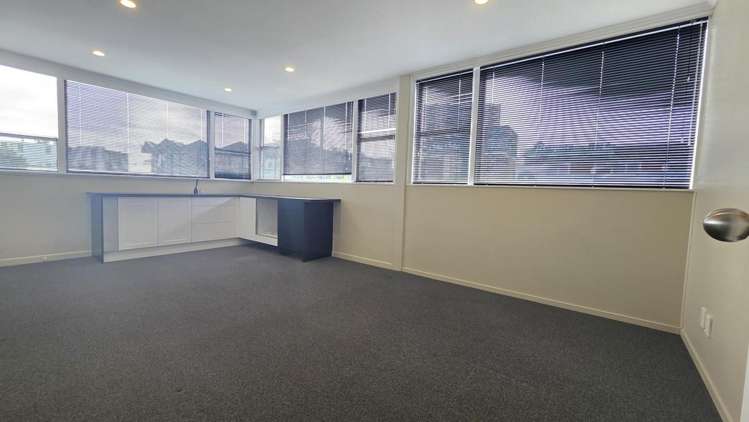 15a Totara Avenue New Lynn_1