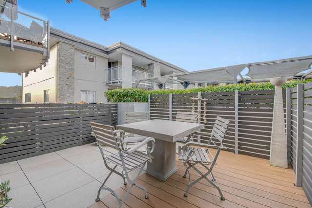 211/252 Centreway Road Orewa_2