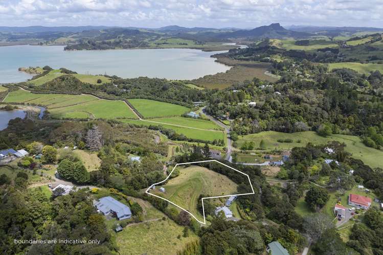 14 Campbell Road Totara North_5