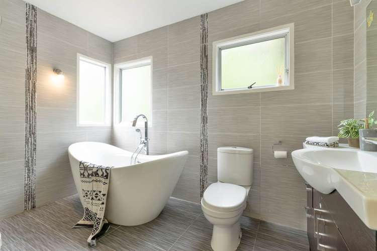 29 Santiago Crescent Unsworth Heights_15