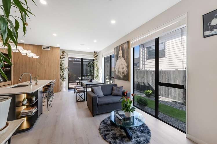 28 Black Shed Road Flat Bush_11