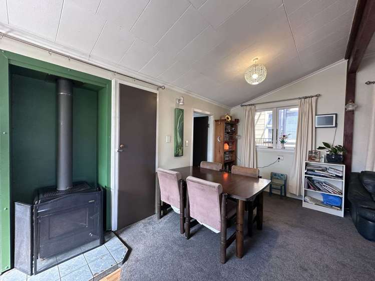 78 Bealey Street Hokitika_10