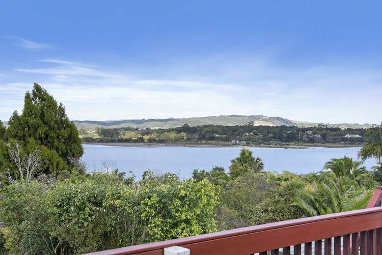 17 Tui Vale Road Cockle Bay_32