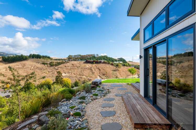 23 Hill Tops Way Stoke_31