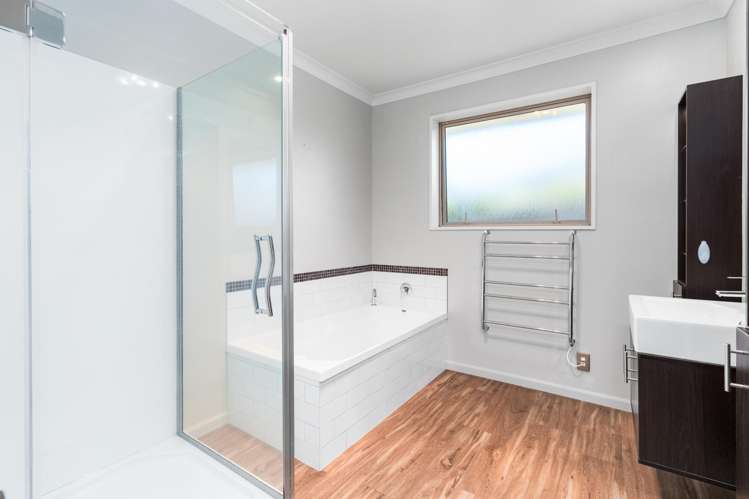 76 Puhara Avenue Parklands_15