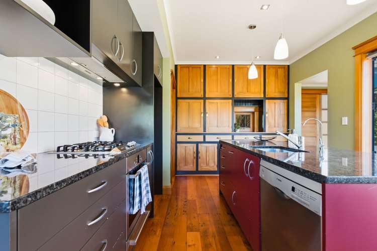 29 Highland Crescent Wadestown_13