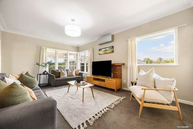 80-80A Queenstown Road Hillsborough_1