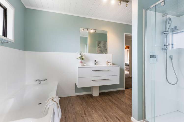 52B Claude Road Hill Park_10