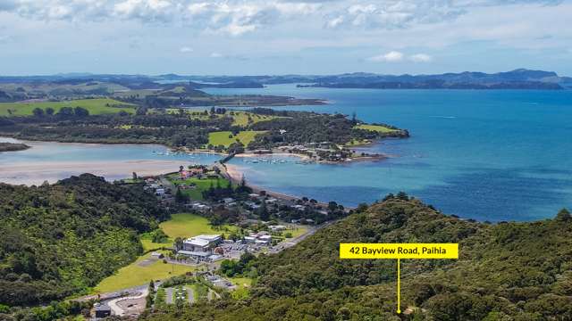 Huge Landholding Atop Paihia