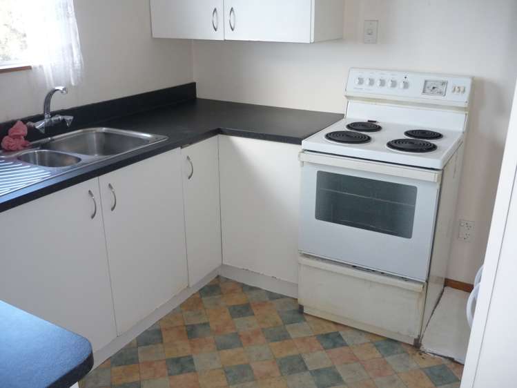 12a Jean Place Stanmore Bay_14