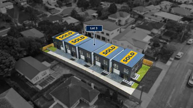 Freestanding & Design-Living- Central Mt Welli...