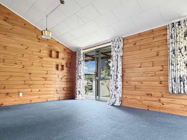 1218a Norfolk Crescent 10490_1