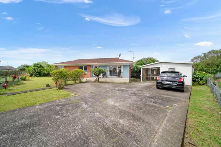 15 Penderford Place Mangere East_2