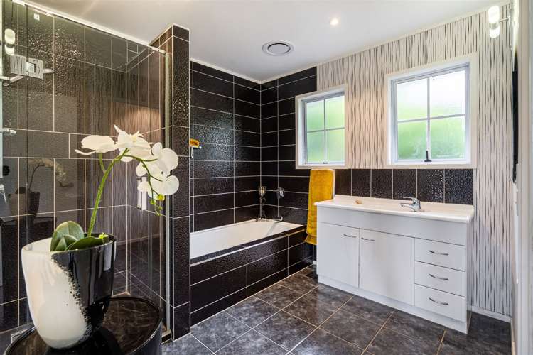 1/6 Mahuta Grove Northcote_17