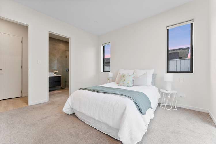 18 Siren Street Wainui_13