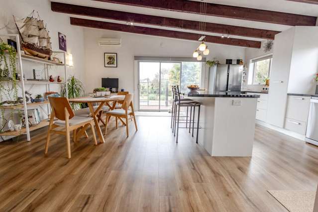 79 Livingstone Street Hokitika_1