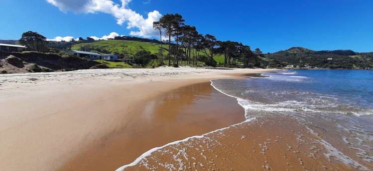 270 Hokianga Harbour Drive Omapere_24