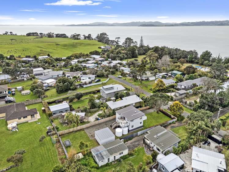 8 James Mcleod Road Shelly Beach_58