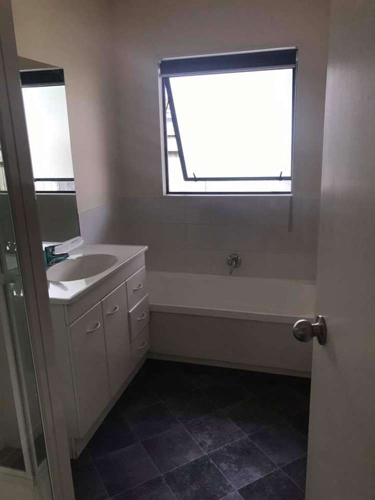 72 Samwell Drive Whitby_5