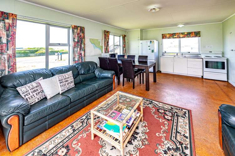 15 Nukumaru Parade_5