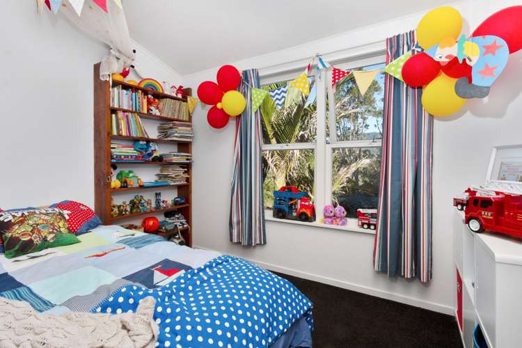 41 Upland Road Huia_5
