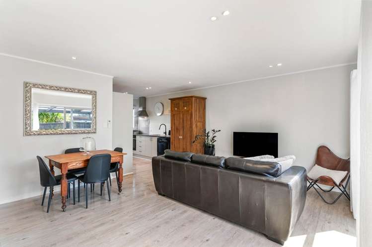 3/41 Masterton Road_4