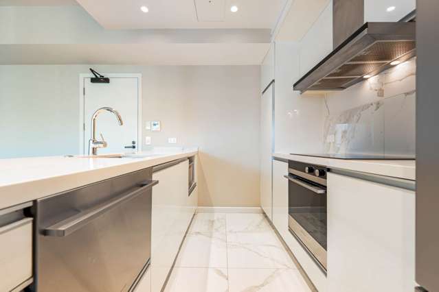 703/47 Beach Road Auckland Central_4