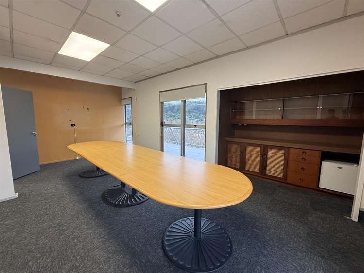 Level 6, 15 Daly Street Hutt Central_2