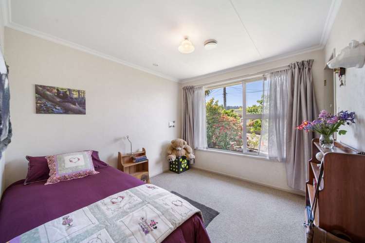 4 Kaira Street Sawyers Bay_8
