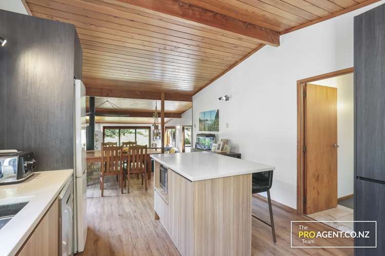 23 Victory Road Laingholm_12