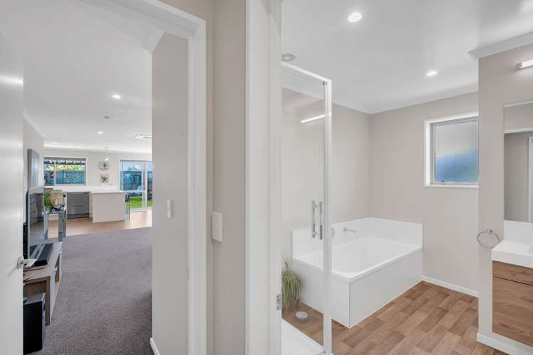 41 Tara Crescent Ravenswood_22