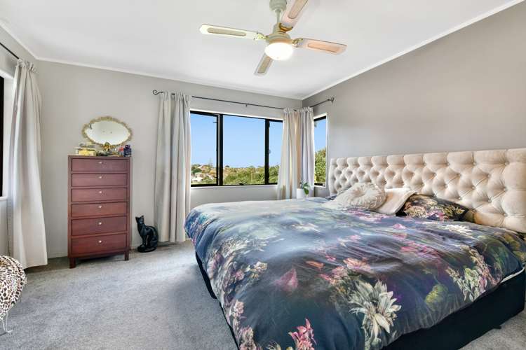 20 Polkinghorne Drive Manly_13