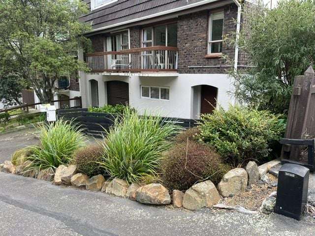 Townhouse in Island Bay