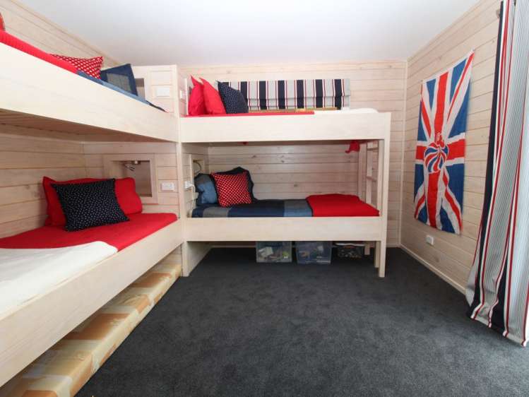 2 Cheeseman Terrace Castle Hill_8